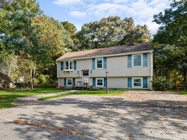 28 Barquentine Drive, Plymouth, MA 02360