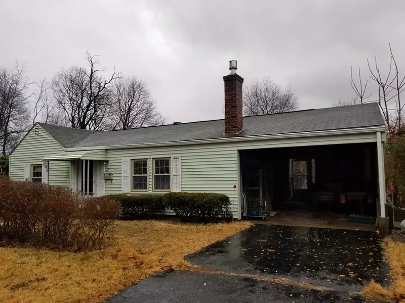 17 Oakview Street, Worcester, MA 01605