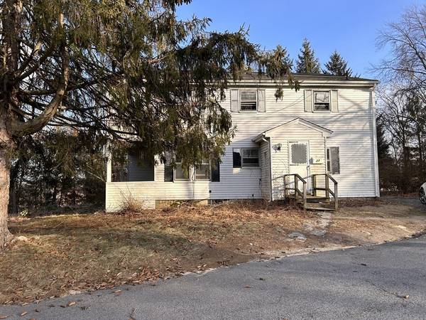 27 George St, Dudley, MA 01571