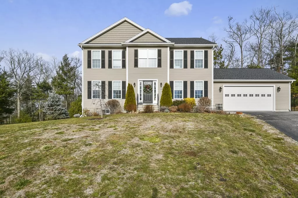 East Brookfield, MA 01515,114 Pondview Road