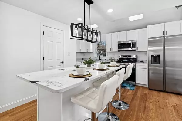 47 Glenwood Rd, Lynn, MA 01904