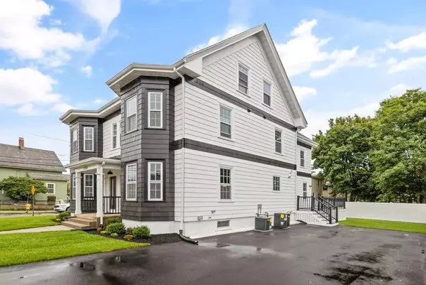Medford, MA 02155,347 Riverside Ave. #2