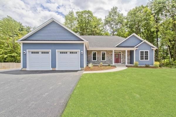 33 Silvergrass Ln,  Southwick,  MA 01077