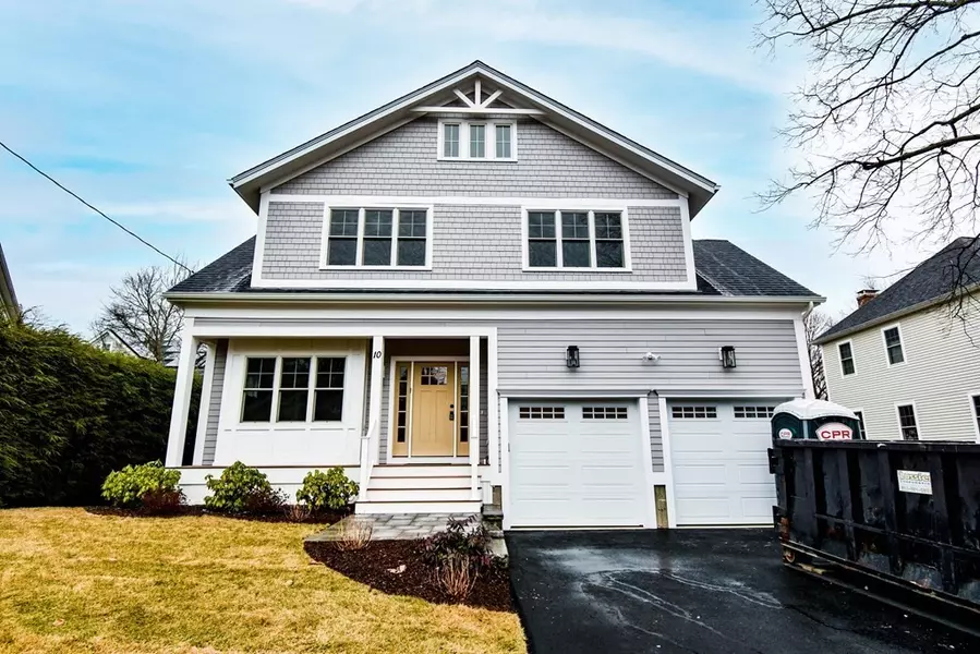 10 Hawthorn Ave, Needham, MA 02492