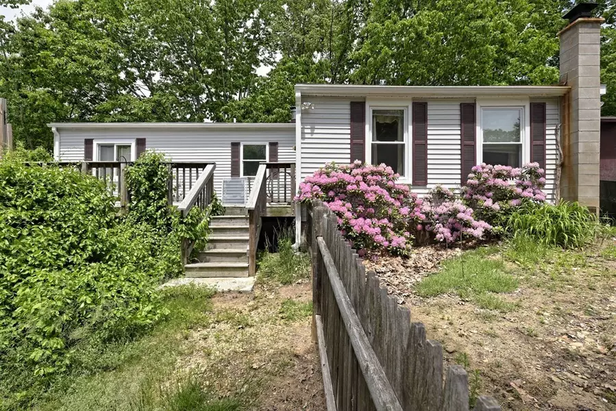 76 Stuart Street, Gardner, MA 01440