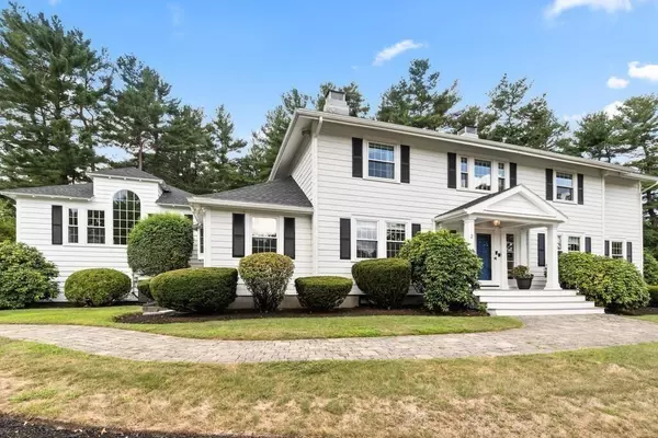 Lynnfield, MA 01940,2 Ostis Way