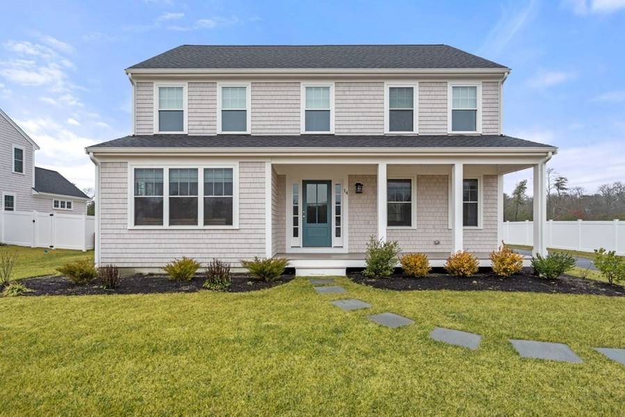 14 Karas Way, Plymouth, MA 02360