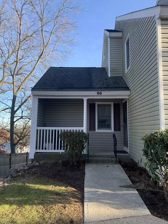 90 Victoria Heights Road #90, Boston, MA 02136