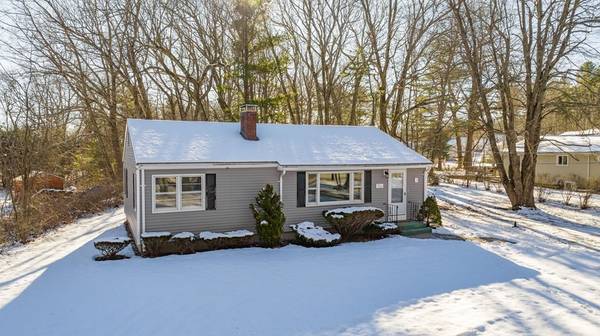 322 Reservoir St, Holden, MA 01520