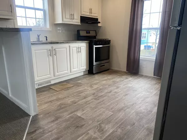 North Attleboro, MA 02760,130 East Washington Street #36