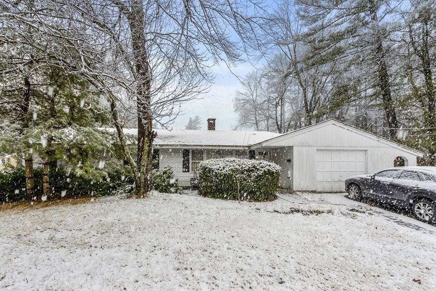 44 Ruthellen Road, Chelmsford, MA 01824