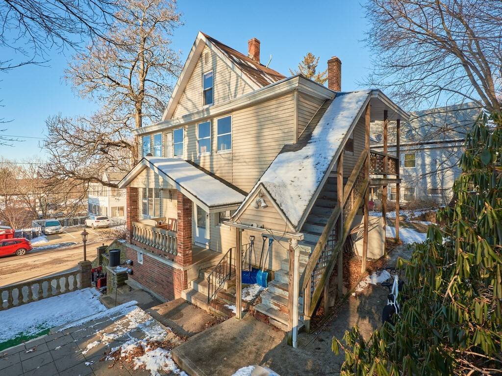 Gardner, MA 01440,208 Pine St