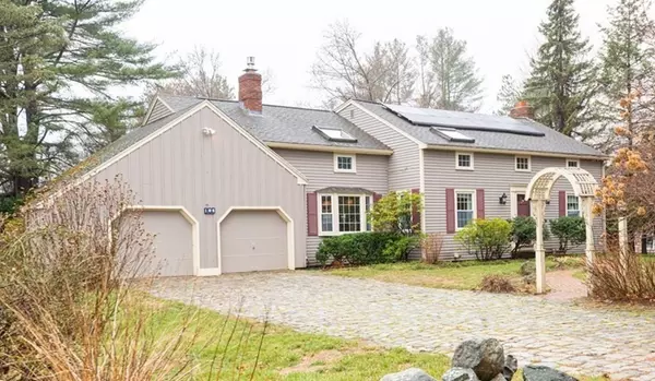 106 Washington Street, Topsfield, MA 01983