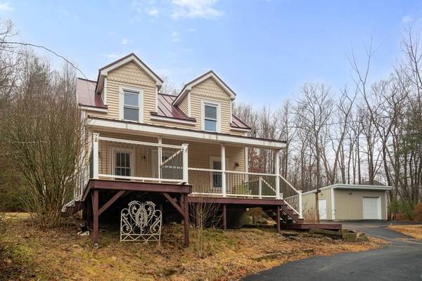 24 Barnett Rd, Sutton, MA 01590