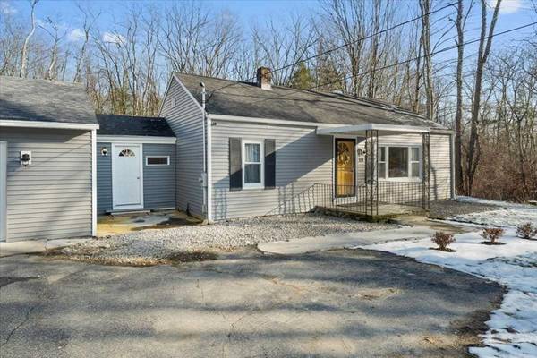 114 Mannville St, Leicester, MA 01524