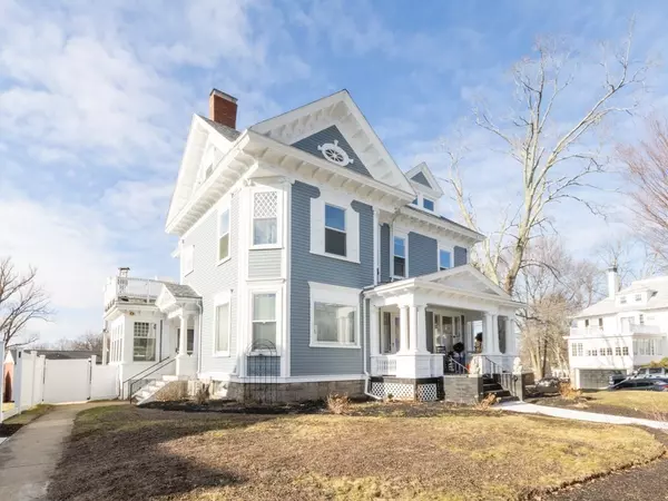 Haverhill, MA 01830,532 Main St #2