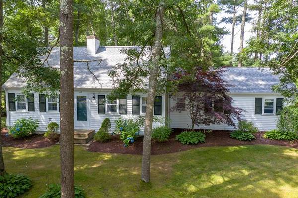 213 North St, Mattapoisett, MA 02739