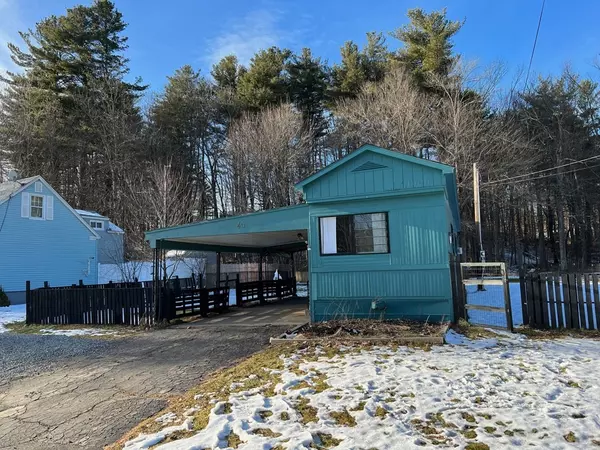 40 Acadia Road, Gardner, MA 01440