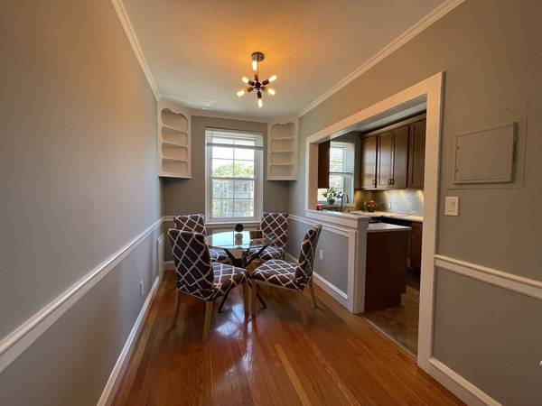 71 Park St #3, Brookline, MA 02446