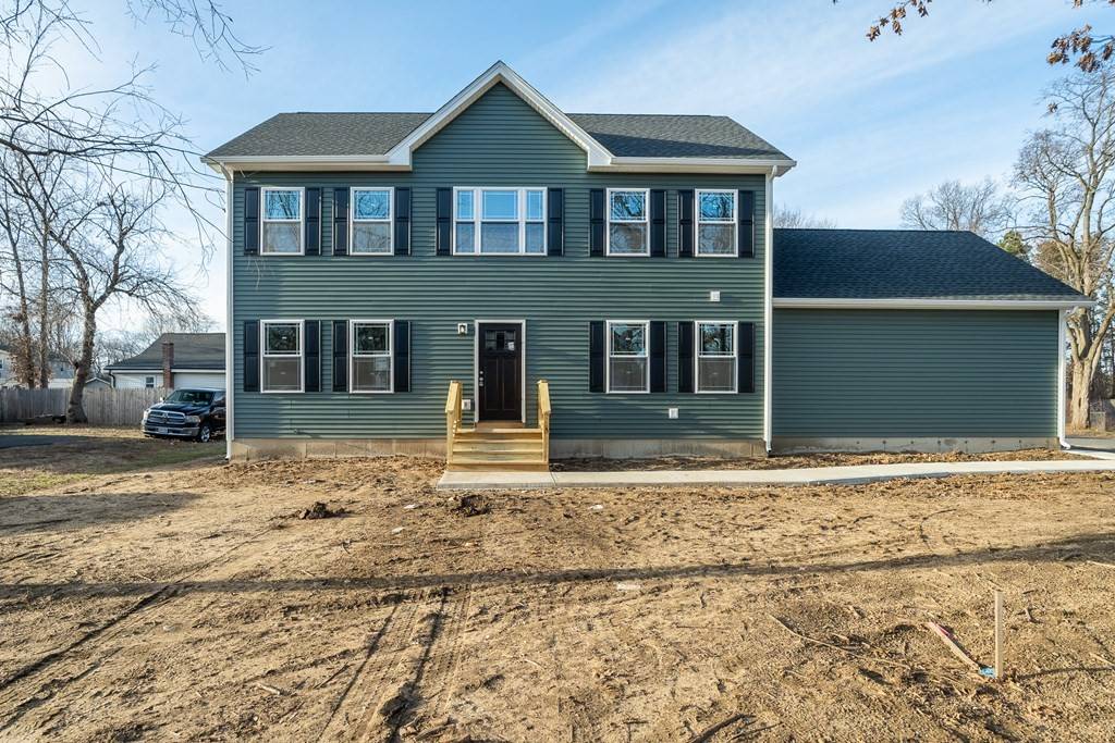 82 Davenport St, Springfield, MA 01119