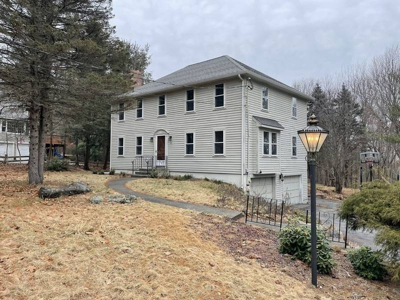 114 Lee Street, West Boylston, MA 01583