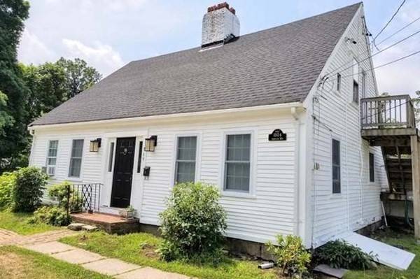 969 Plymouth St, Abington, MA 02351