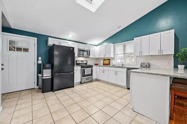 Charlton, MA 01507,183 Freeman Road
