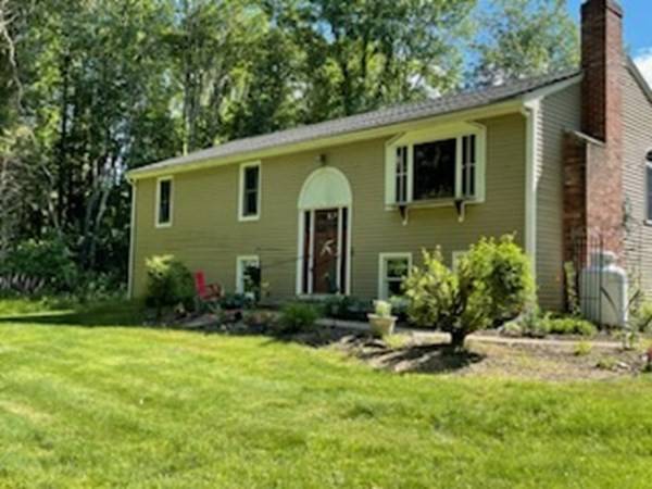 70 Eliab Latham Way, East Bridgewater, MA 02333