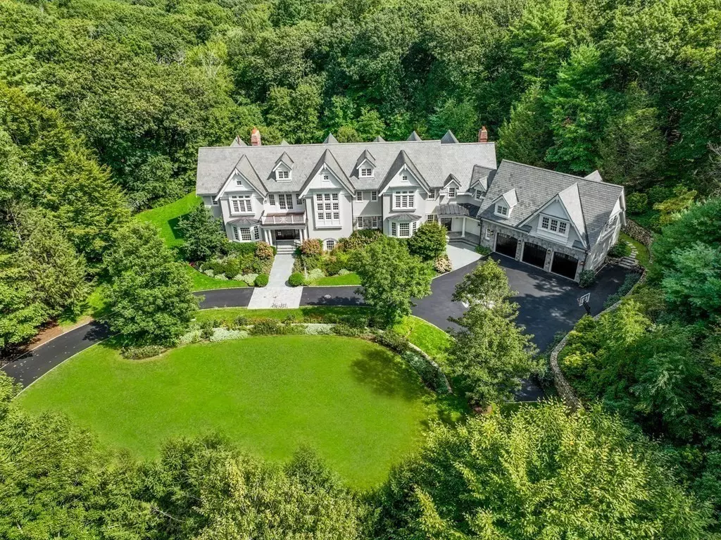 Weston, MA 02493,15 Dogwood Road
