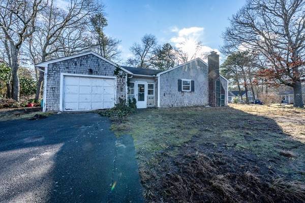 Yarmouth, MA 02664,4 Aurora Ln