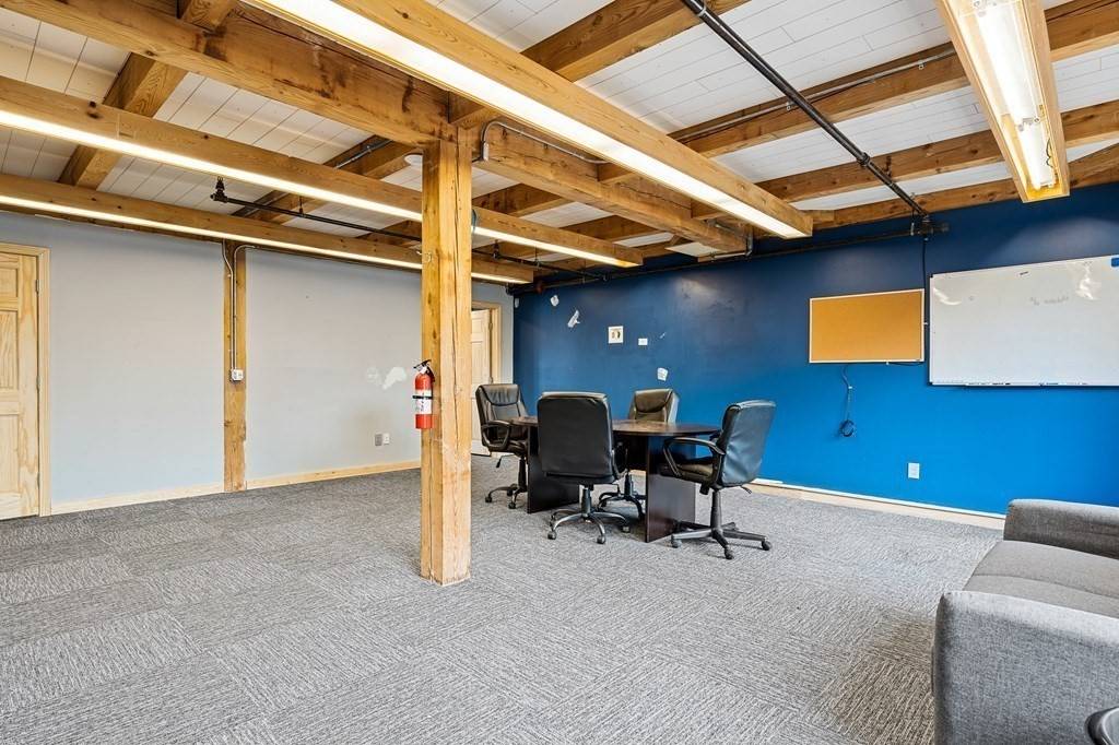 Tewksbury, MA 01876,1215 Main St #107