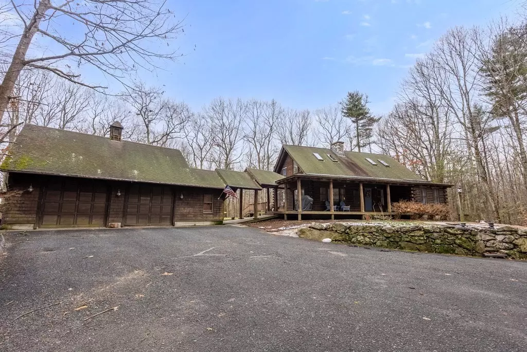 Southampton, MA 01073,82 Crooked Ledge Road