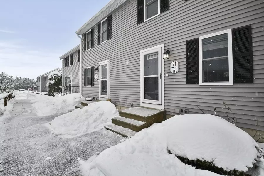 21 Olde Colonial Drive #4, Gardner, MA 01440