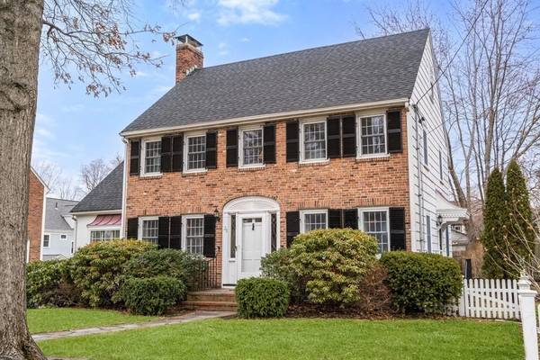 20 Lantern Ln, Milton, MA 02186