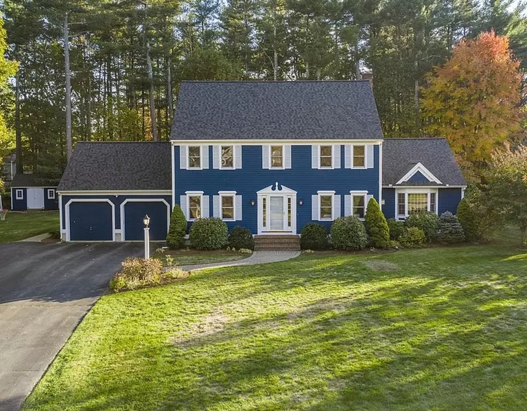 6 Steeple Chase Circle, Westford, MA 01886