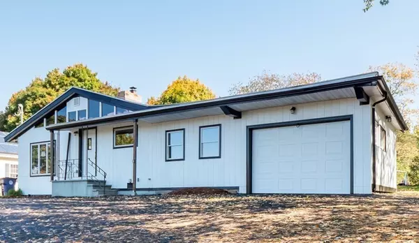 Salem, MA 01970,156 Marlborough Rd