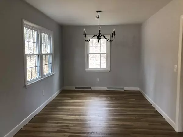 Sutton, MA 01590,39 Stone School Rd