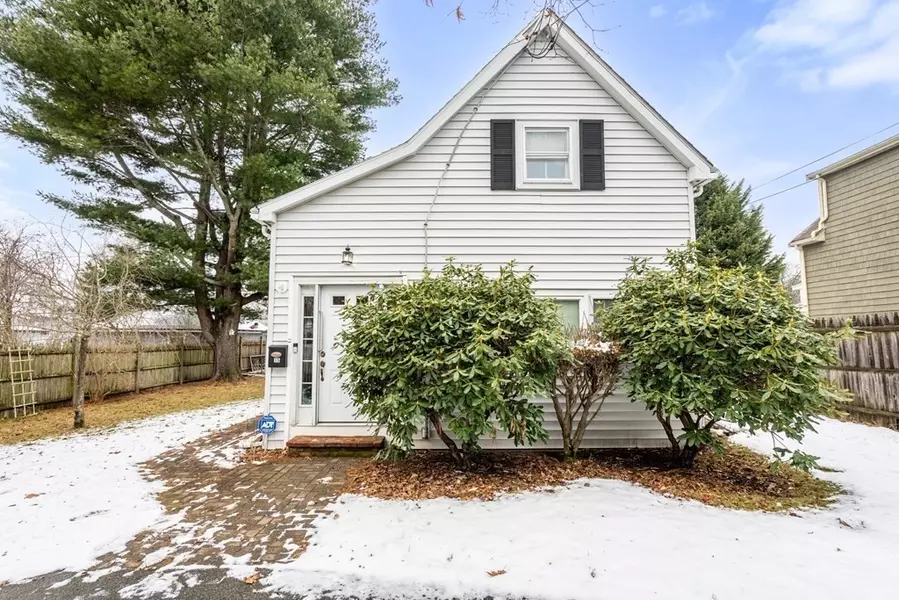 15 Whitman Rd, Milton, MA 02186