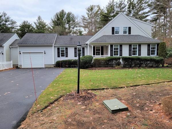 17 Elisha Dr #17, Middleboro, MA 02346