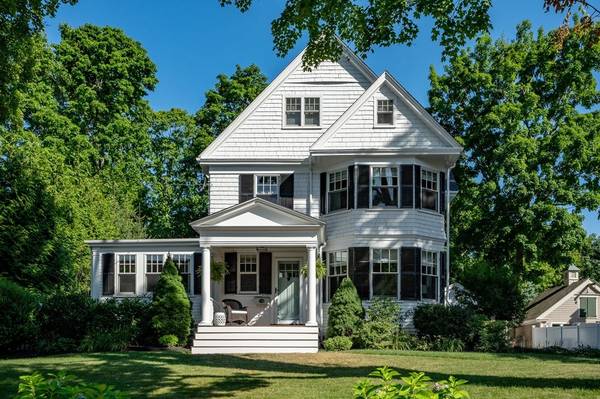 10 Elm Street, Hingham, MA 02043