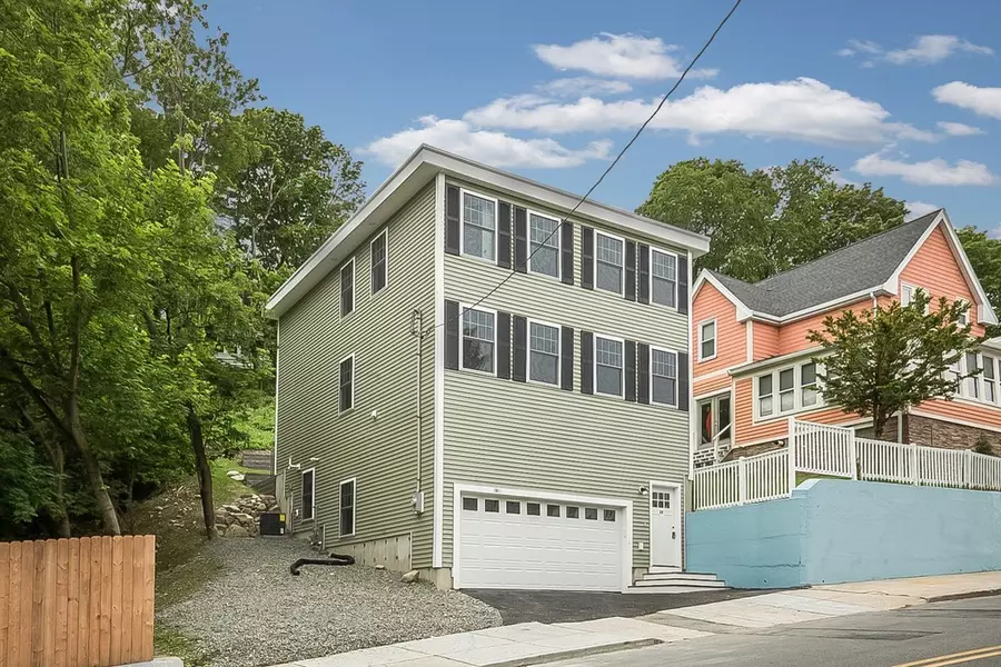 22 Summit Avenue, Chelsea, MA 02150