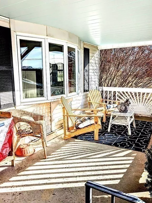 Spencer, MA 01562,4 Lake Whittemore Dr