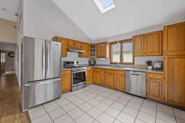 Wareham, MA 02571,25 Pilgrim Ave