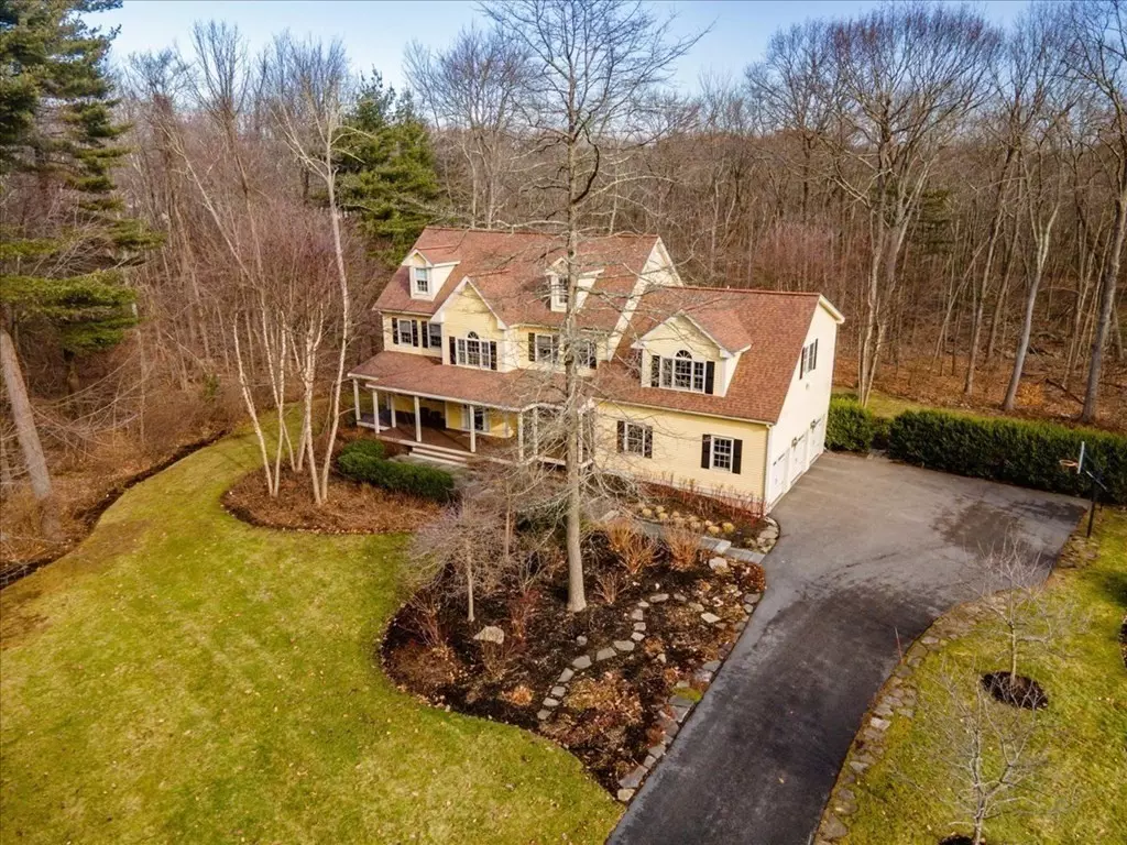 Westwood, MA 02090,157 Bay Colony Drive