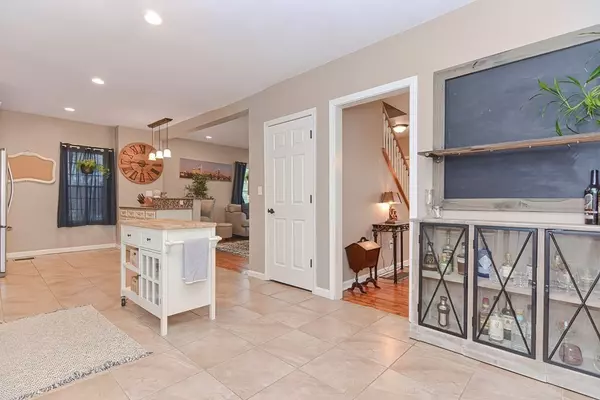 Abington, MA 02351,37 Hamilton St
