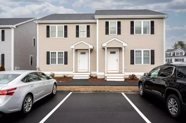 4 Rivers Edge Way #4, Lakeville, MA 02347