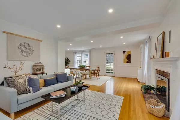 Lincoln, MA 01773,38 Lincoln Road