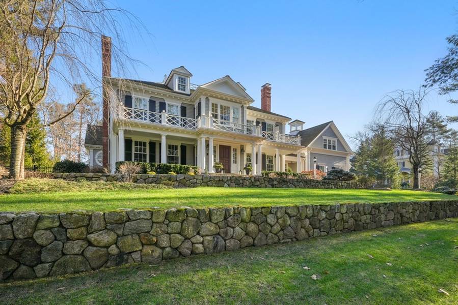 120 Dover Road, Wellesley, MA 02482