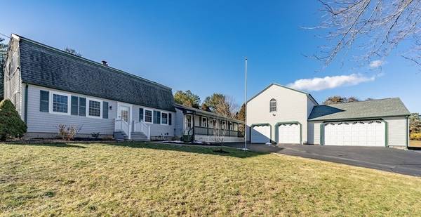 51 Glen Ave, Upton, MA 01568