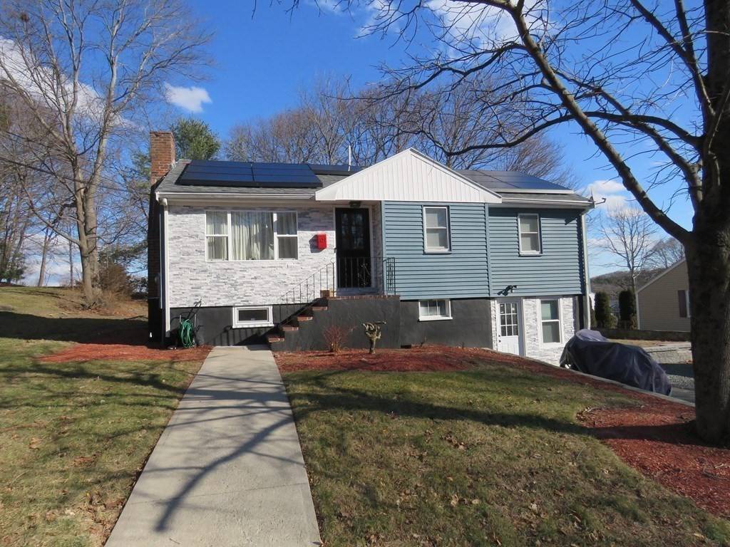 323 Green St, Stoneham, MA 02180